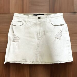 Hollister High-Rise White Denim Mini Skirt Distressed Size 3 W26 EUC